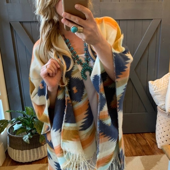 New Aztec Western Fringe Poncho Blanket Cardigan Sweater - Picture 3 of 9
